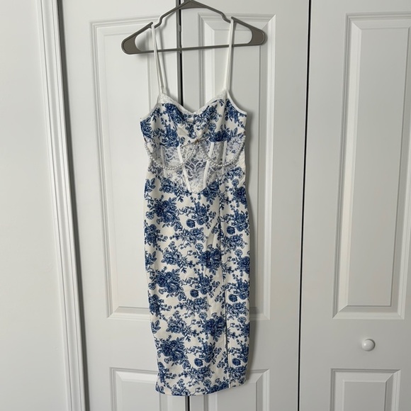 SHEIN Dresses & Skirts - Elegant Blue and White Floral Dress